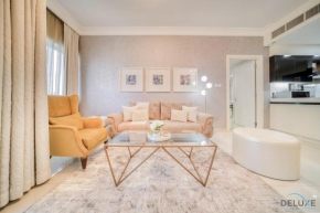 Chic 1BR at The Signature Downtown Dubai by Deluxe Holiday Homes